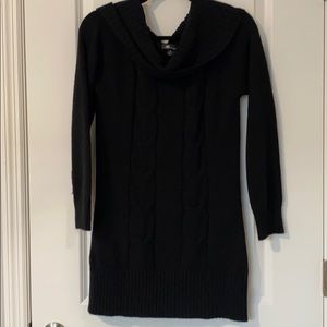 Cable-knit Tunic Sweater